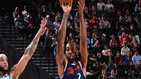 新西兰破坏者对决墨尔本联：NBL焦点战解析，揭秘胜负风向标！